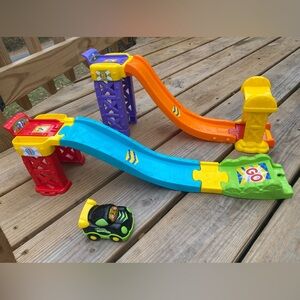 Vtech Go Go Smart Wheels 3-in-1 Launch & Play Raceway Track Plus Addt’l Pieces